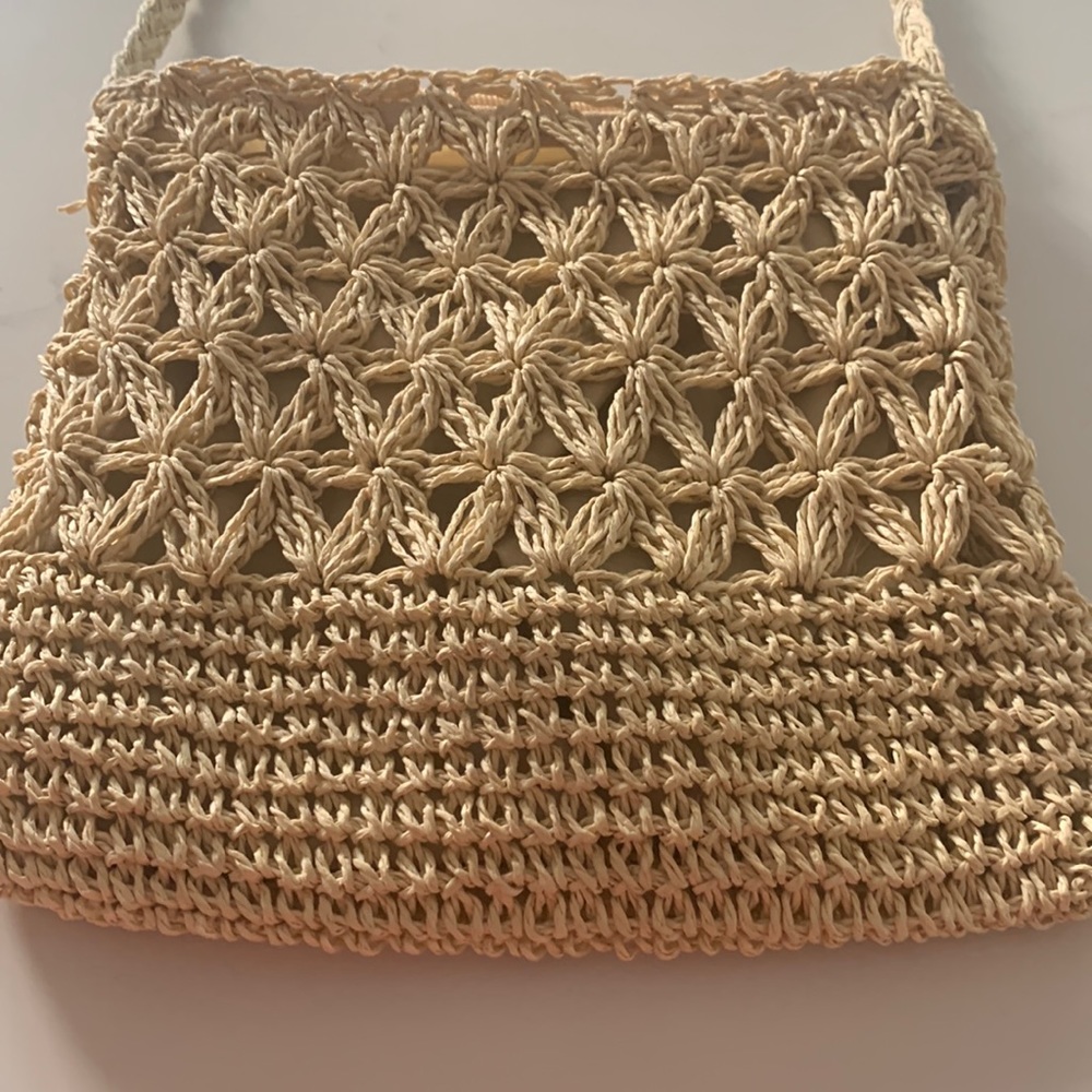 Straw crossbody, purse bag. 9 1/2 in x 9 1/2 in